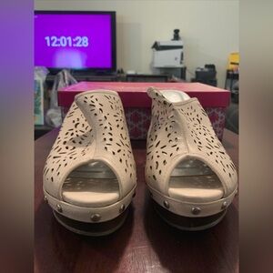 Wanted Pink Open-Toe sandals. Size 10 4” heels